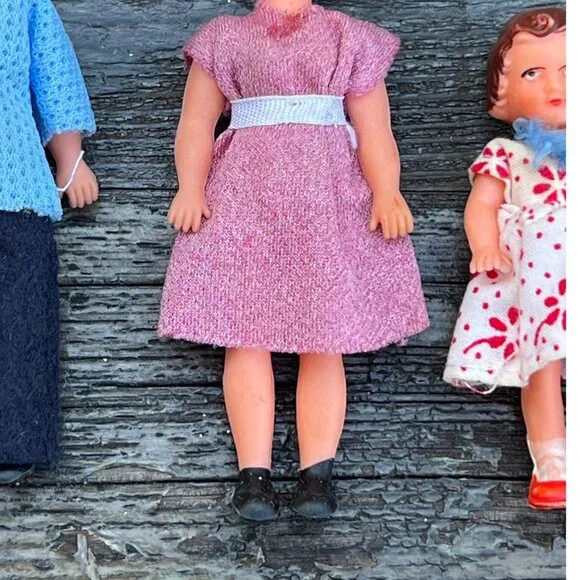 Vintage 1960's Ari Germany Dollhouse Family Rubber Dolls Mother Father Children - Picture 3 of 15